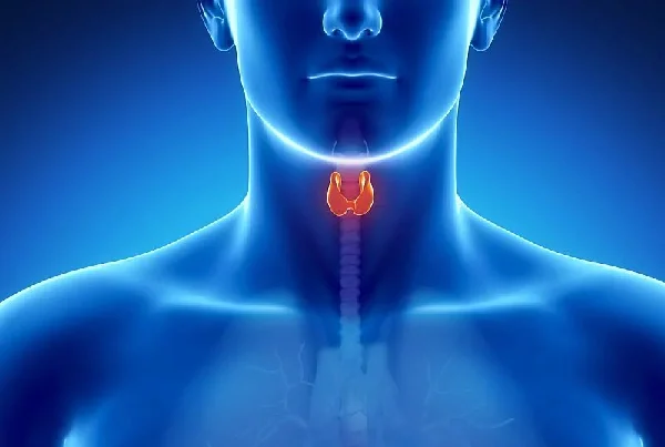 Thyroidectomy total and subtotal